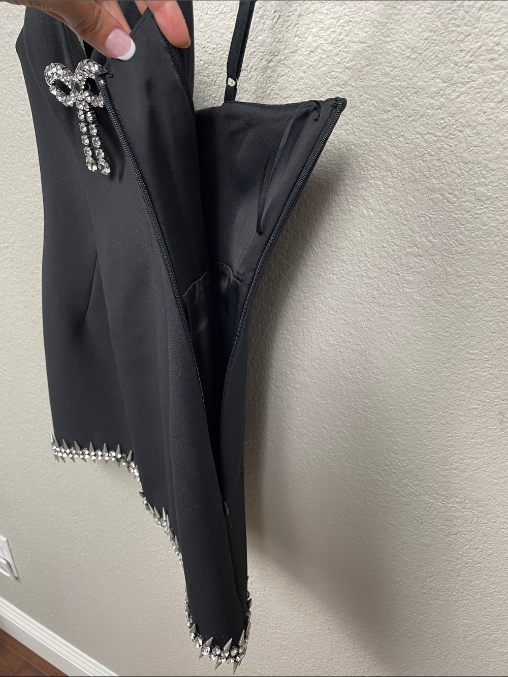 AREA NYC Crystal Spike Embellished Mini Dress Black LBD FLAW Sz 8 - Picture 5 of 17